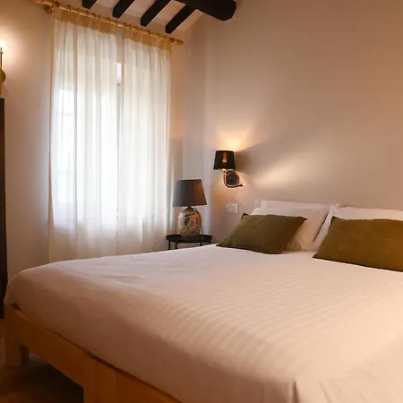 Dello Scoiattolo Apartament *
